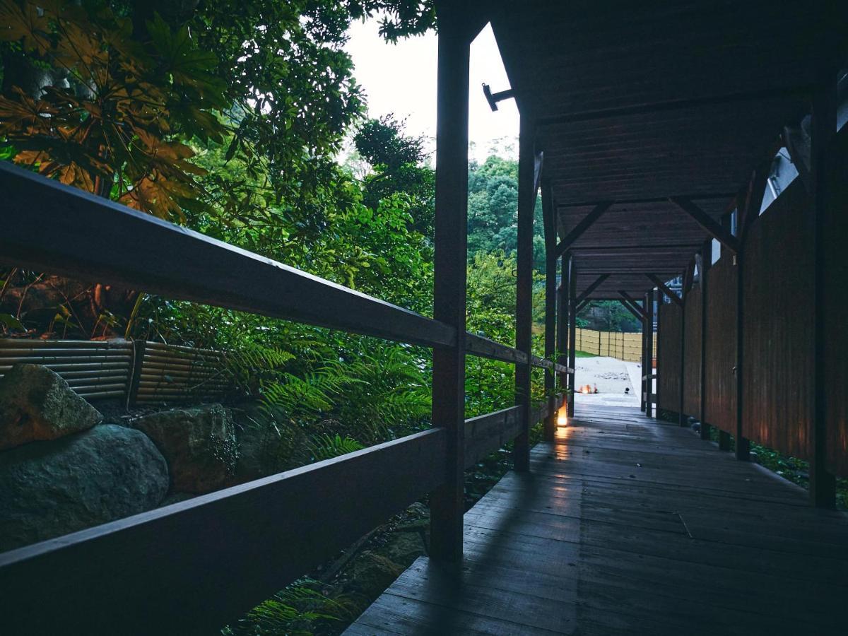 Ooedo Onsen Monogatari Premium Shirahama Gyoen Hotel Exterior foto