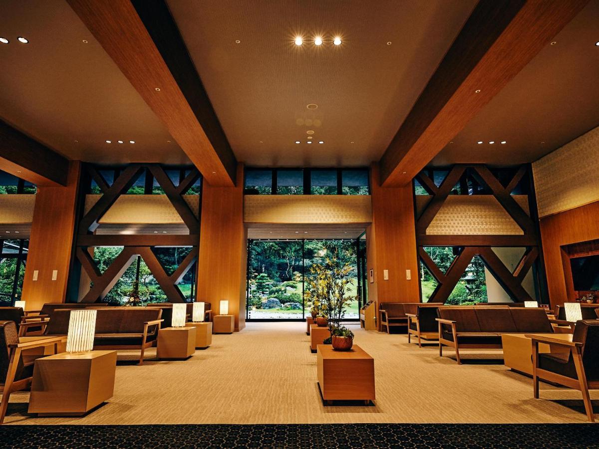 Ooedo Onsen Monogatari Premium Shirahama Gyoen Hotel Exterior foto