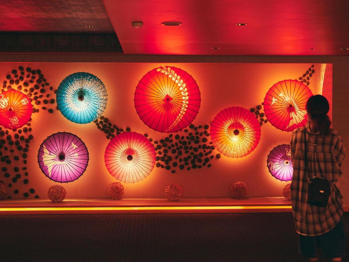 Ooedo Onsen Monogatari Premium Shirahama Gyoen Hotel Exterior foto
