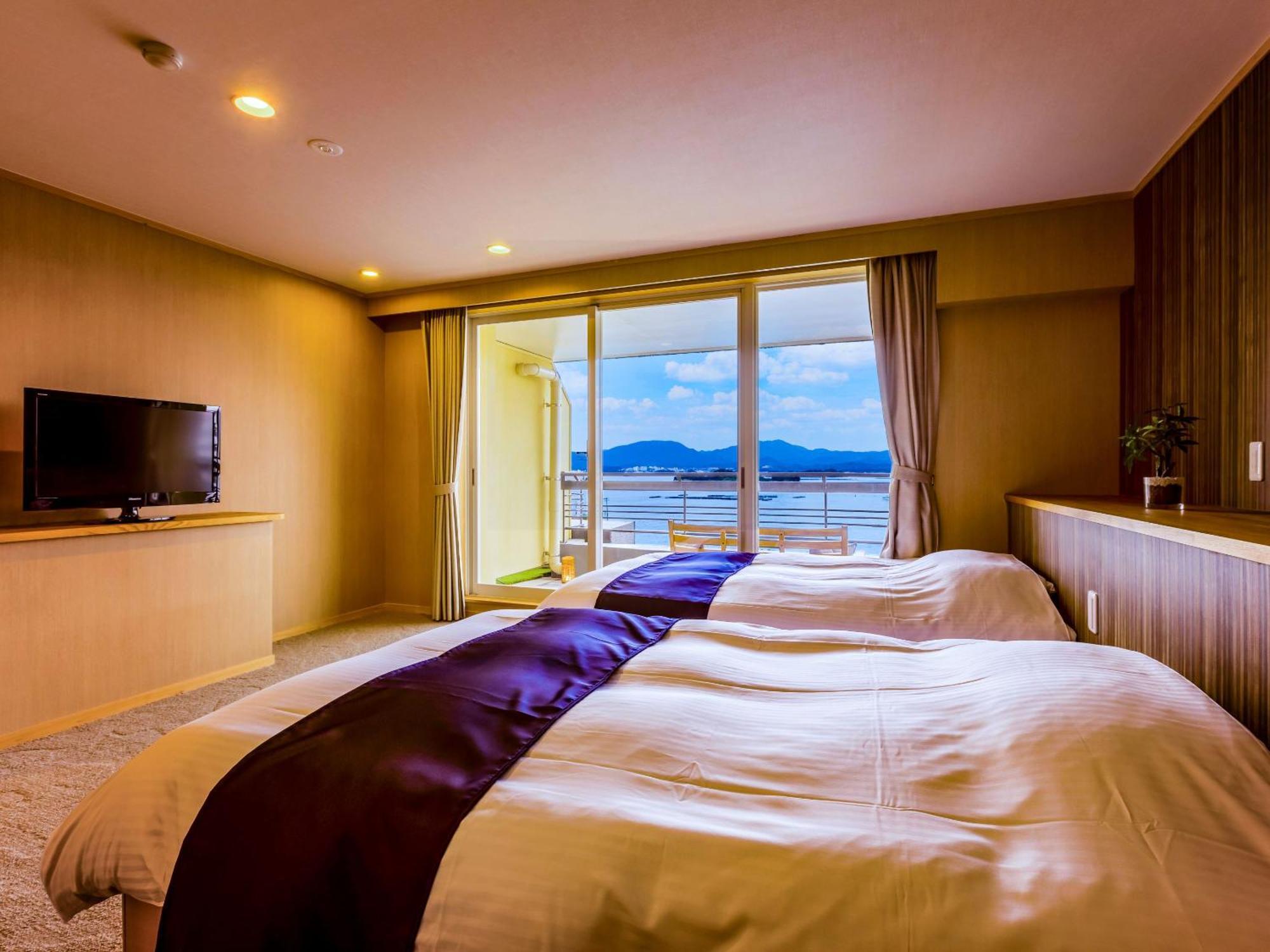 Ooedo Onsen Monogatari Premium Shirahama Gyoen Hotel Quarto foto