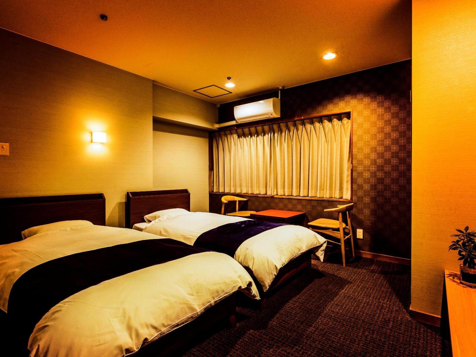 Ooedo Onsen Monogatari Premium Shirahama Gyoen Hotel Quarto foto