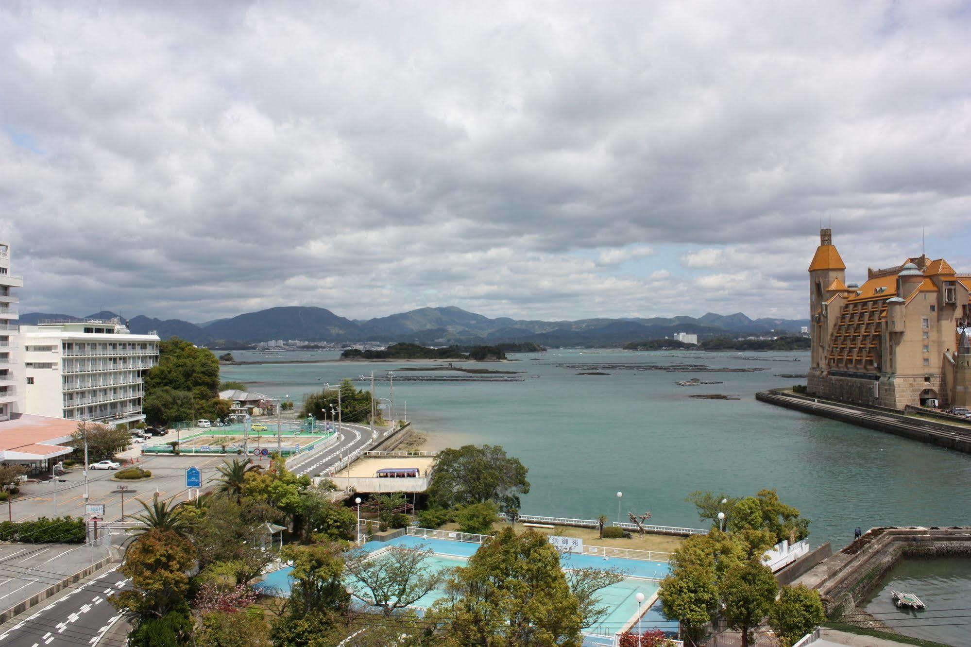 Ooedo Onsen Monogatari Premium Shirahama Gyoen Hotel Exterior foto